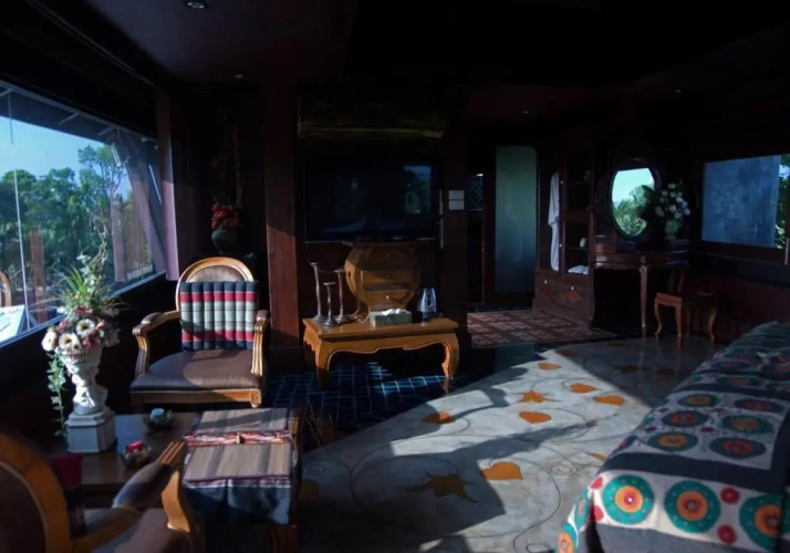 Suite with balcony