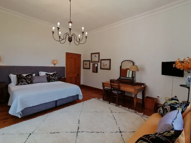 Deluxe Suite
