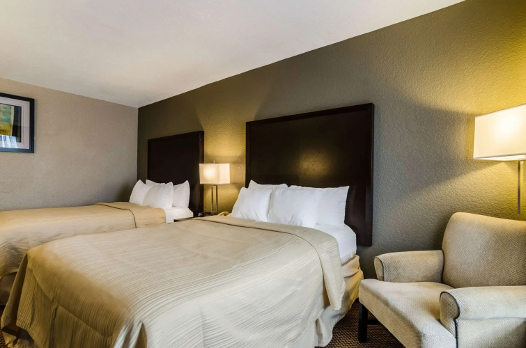Quality Inn & Suites Winfield