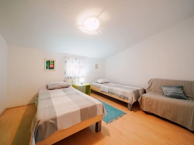 Charming 2-bed Apartment