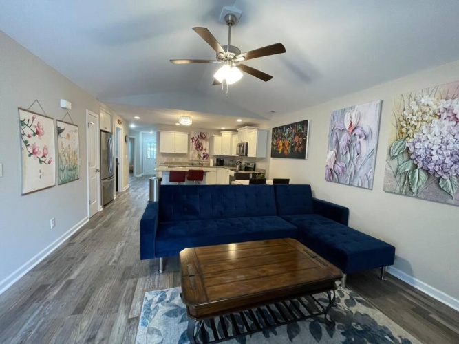 3 Bedrooms Cottage