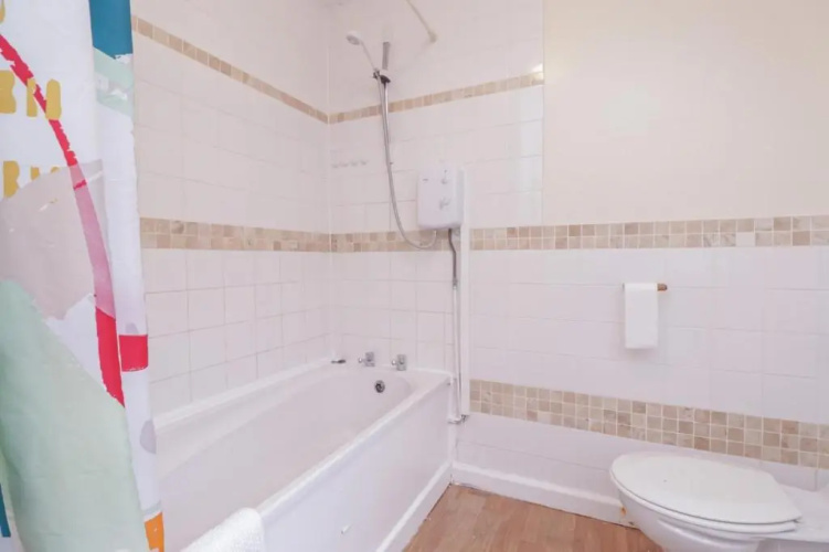 Superb 4 Double Bedroom House Lincoln