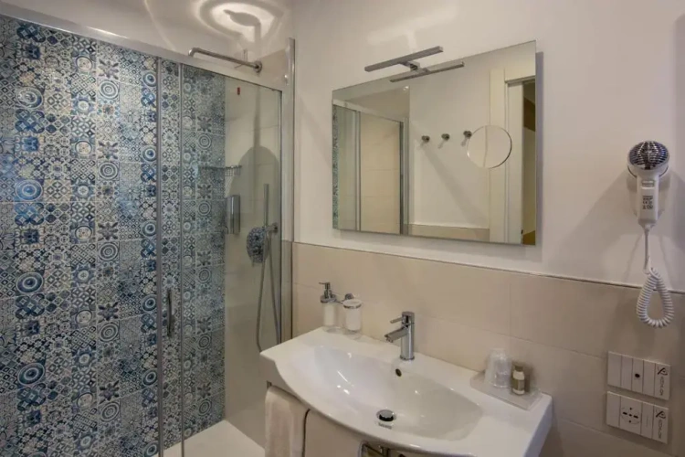 Standard Double Basement room with balcony