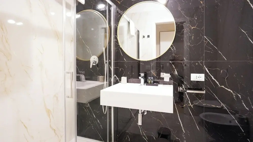 Suites 51