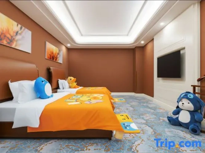 Deluxe Suite