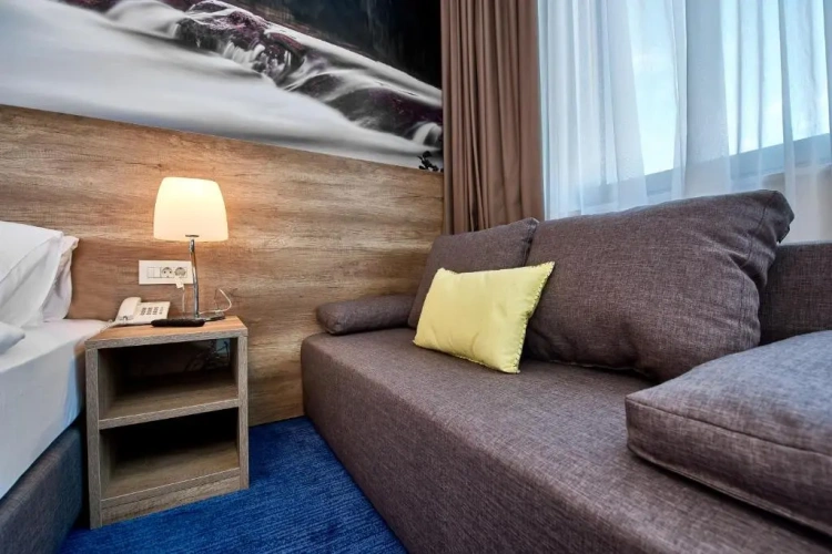 Apartment with balcony