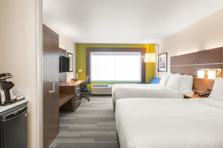 Quadruple Suite