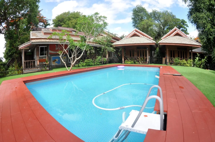 Deluxe Bungalow with balcony and with garden view