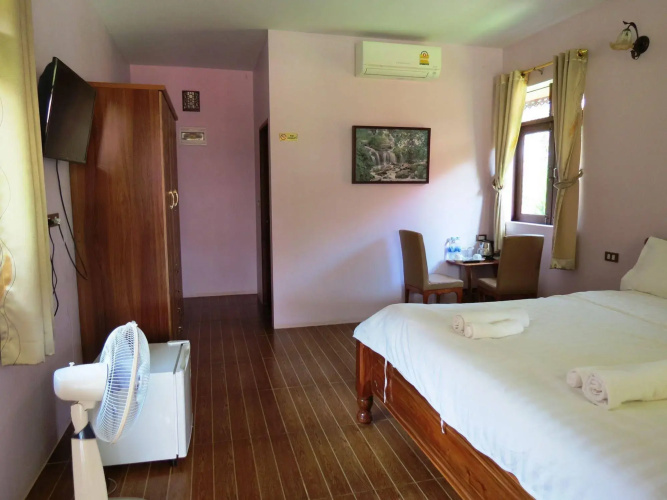 Pongsin Resort and Restaurant