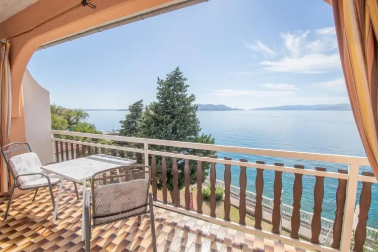 Standard Double room with balcony and with view
