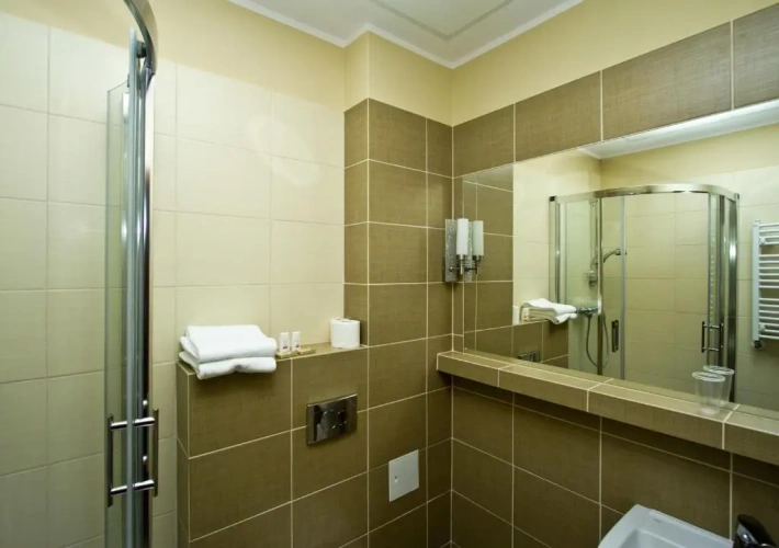 Classic Triple room with view