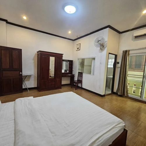 Ali Xayathit Apartment & Hotel