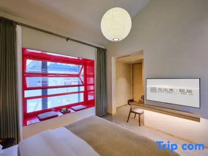 Standard Double room with courtyard view