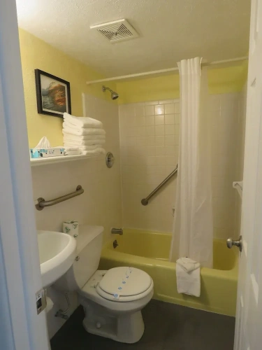 2 Bedrooms Suite with ocean view