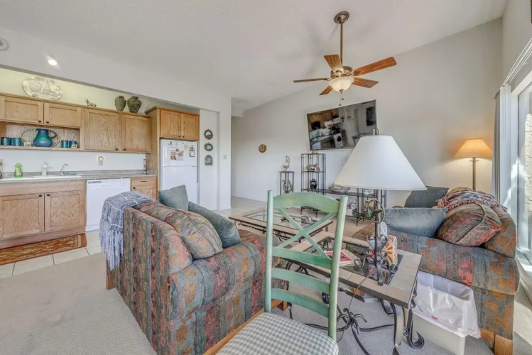 Alto Townhome w/ Deck Near Ski Apache!