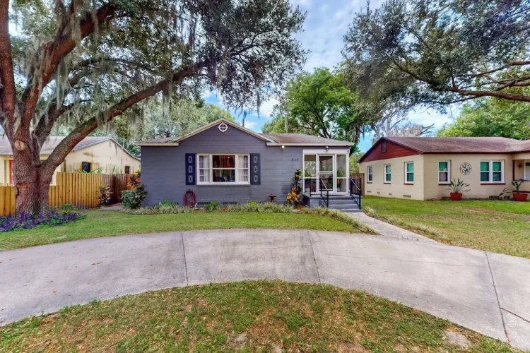 2 Bedrooms Cottage
