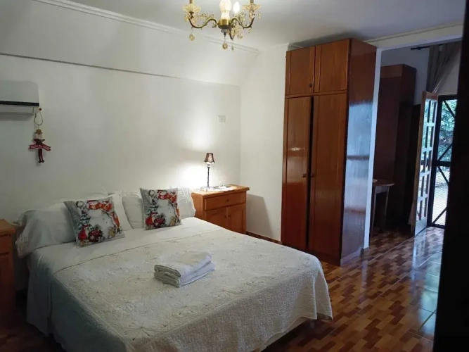 Grand Double room with pool view