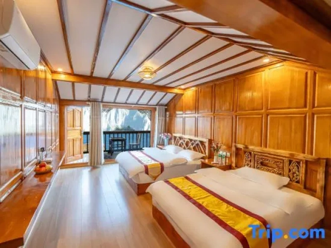 Standard Family room