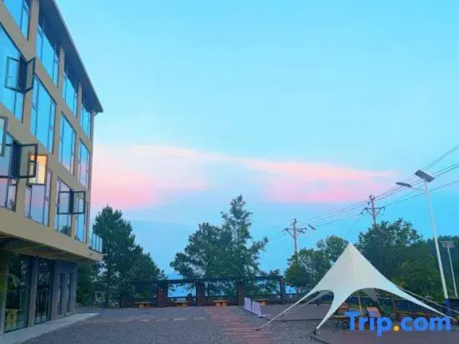 Neighbors rural homestay