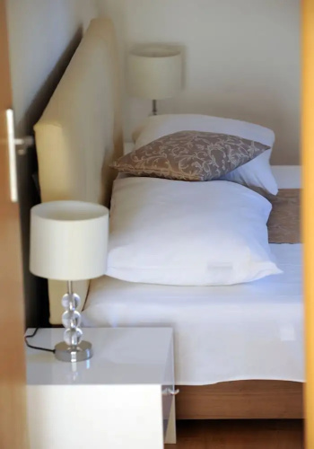 Citybreak Apartman With Private Beach Near Split