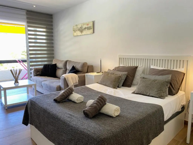 Golden Mile Studio - EaW Homes