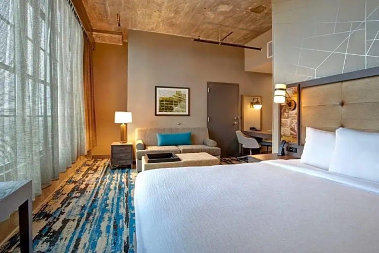 Standard Suite