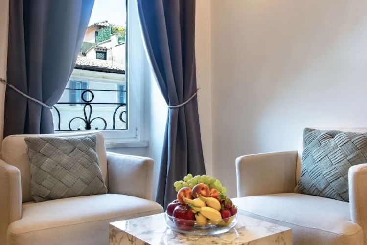 Superior Double room with city view