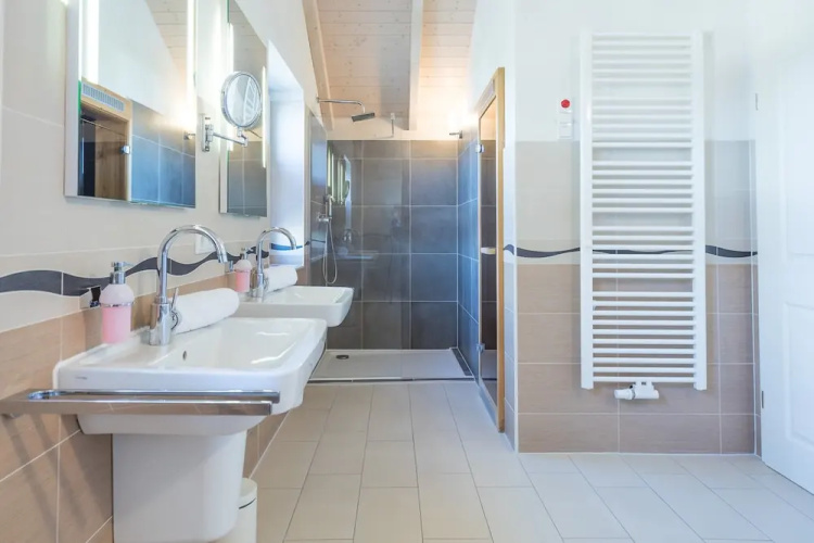 Luxurios Eingerichtetes Ferienhaus in Strandnahe
