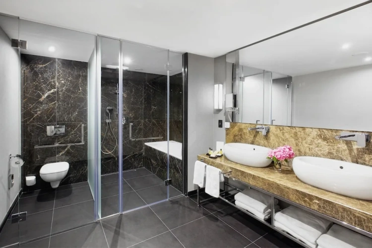 Family Double Suite