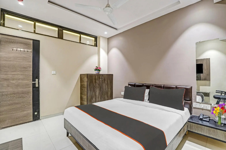 COLLECTION O 87603 Ospite Hotel