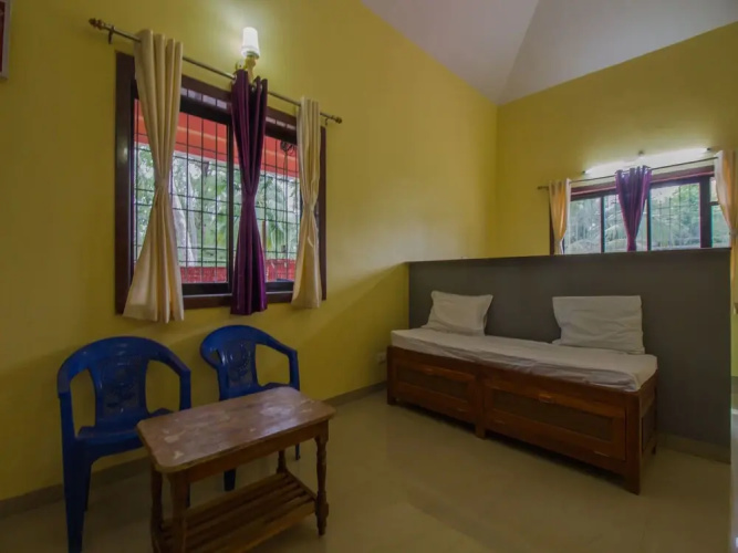 OYO 14885 Home Tranquil 1BHK Morjim Beach