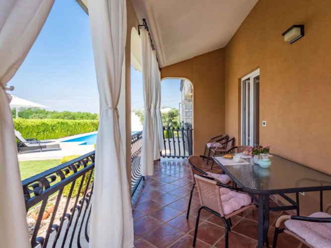 Apartment Cancar Como 34662