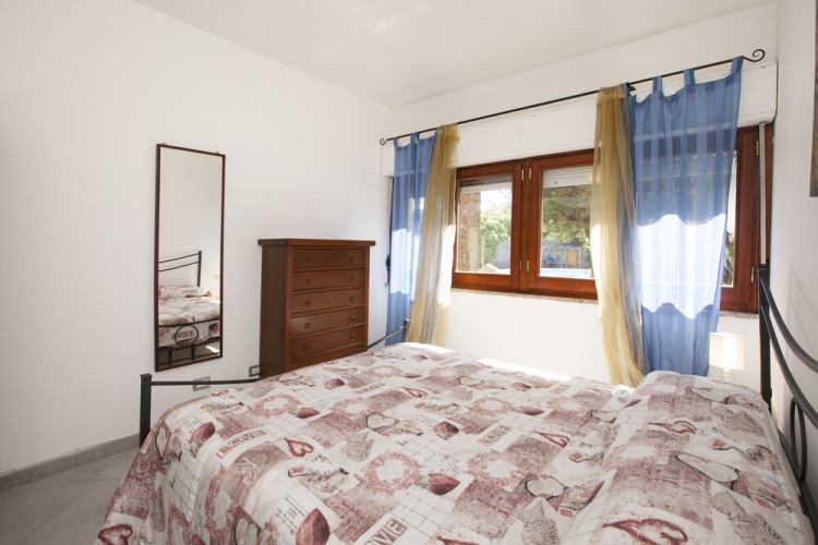 4 Bedrooms Villa