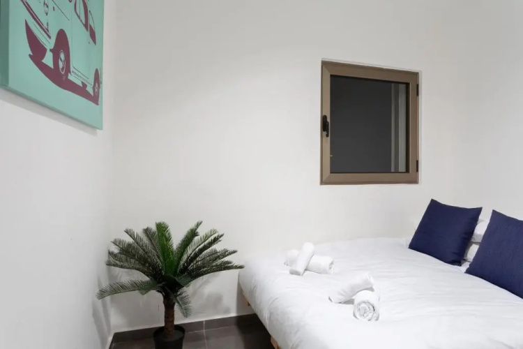 Luminous 3BR in Bograshov by HolyGuest