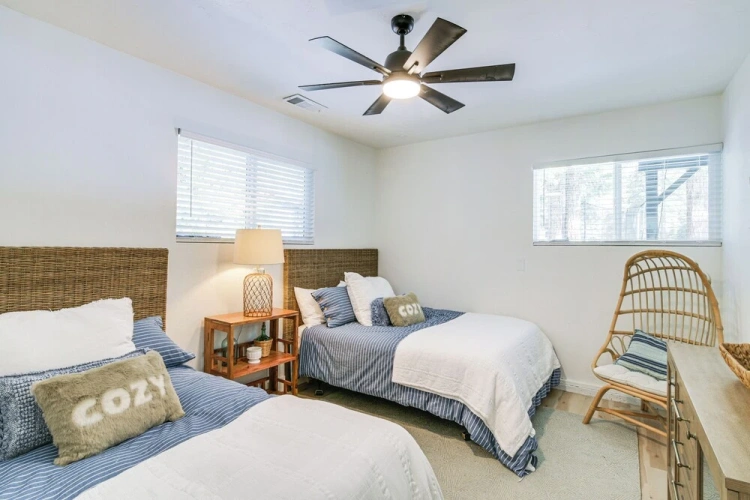 3 Bedrooms Cottage
