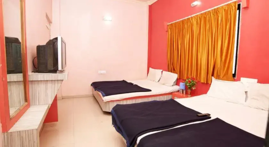 Hotel Sai Bansi