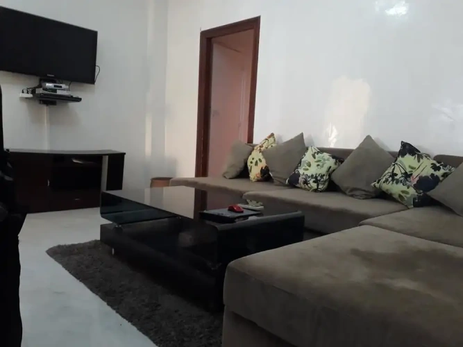 2 Bedrooms Apartment