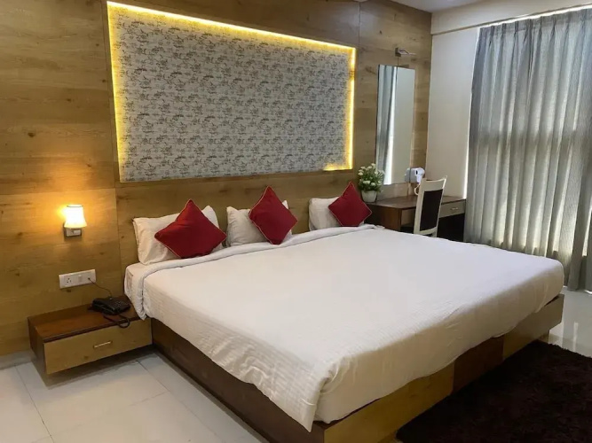 Ishwerya Suites
