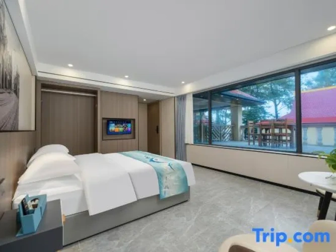 2 Bedrooms Villa with balcony
