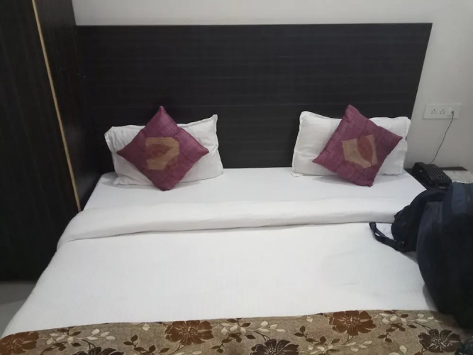 Hotel Ananta Inn