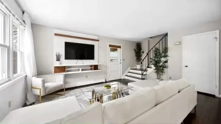 Upscale 3BR NY Home with Free Parking