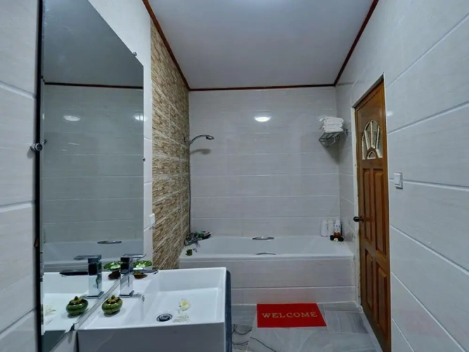 Deluxe Double room with view