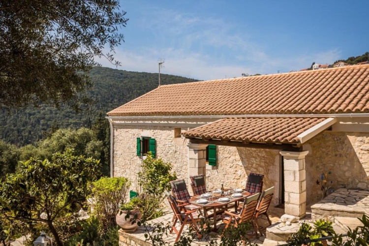 3 Bedrooms Cottage