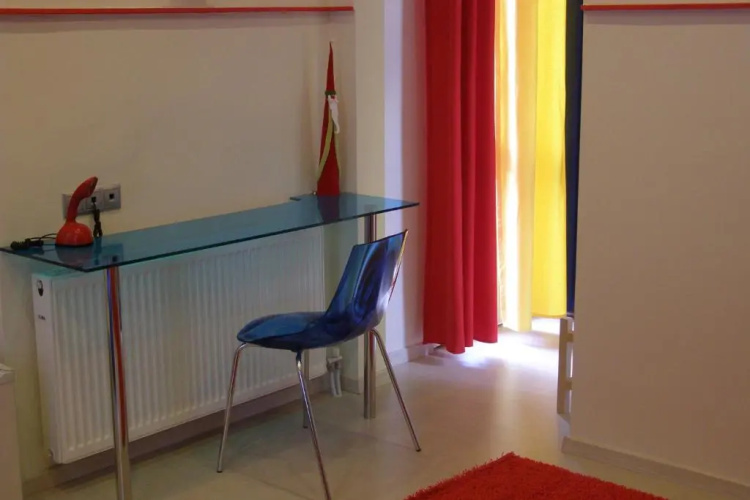 Room in a neoclassical house - ladybug
