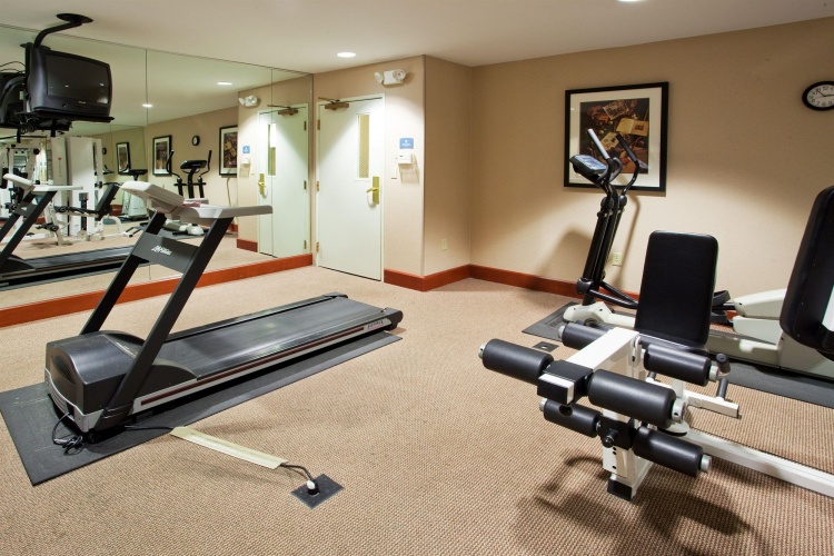 Staybridge Suites Grand Rapids-Kentwood photo 28