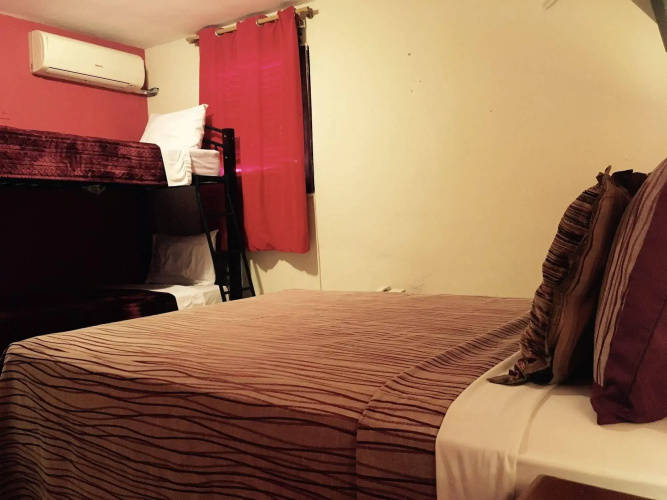Panama House Bed & Breakfast