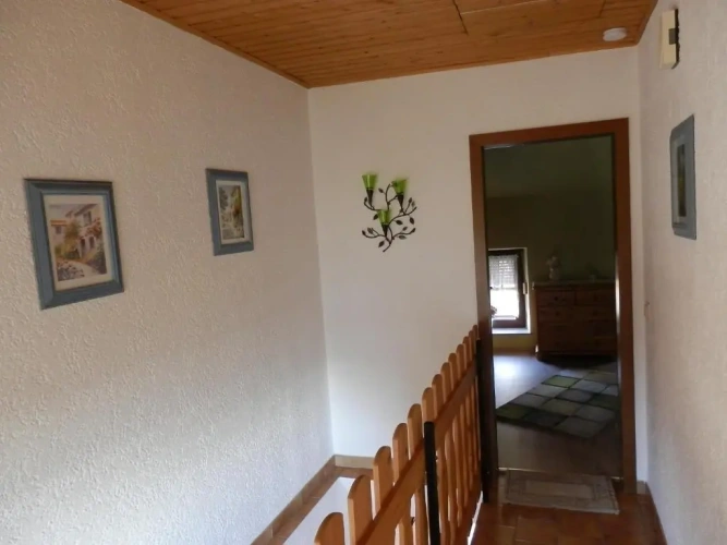 2 Bedrooms Cottage