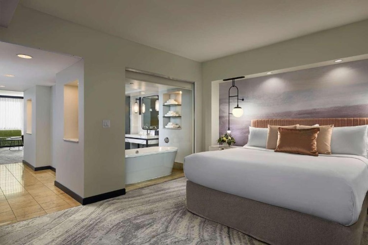 1 Bedroom Executive Double Suite