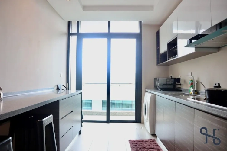 Grand room