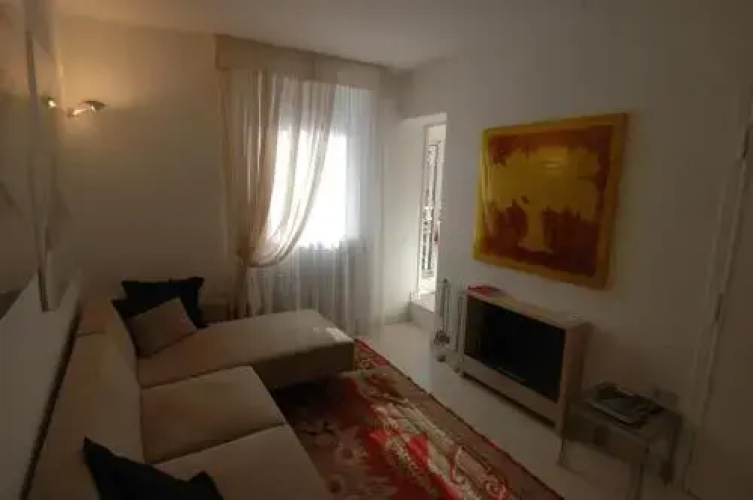 BDB Flats by the Spanish steps